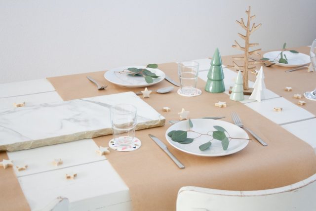 Kraft-paper-tablecloth-Brown-Girl-Decor-Blog-4