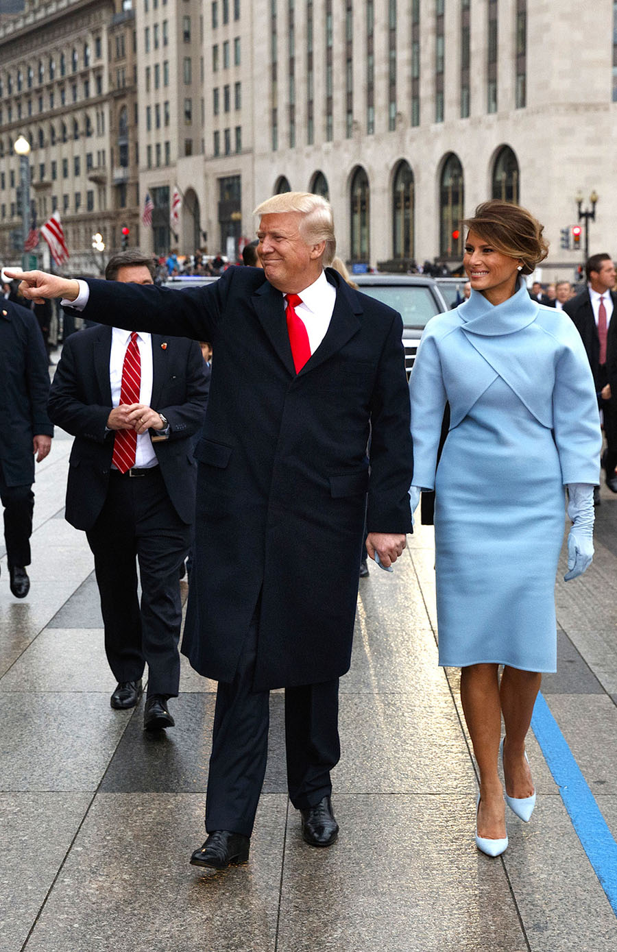 9 осенних образов Мелании Трамп, которые сможет повторить каждая