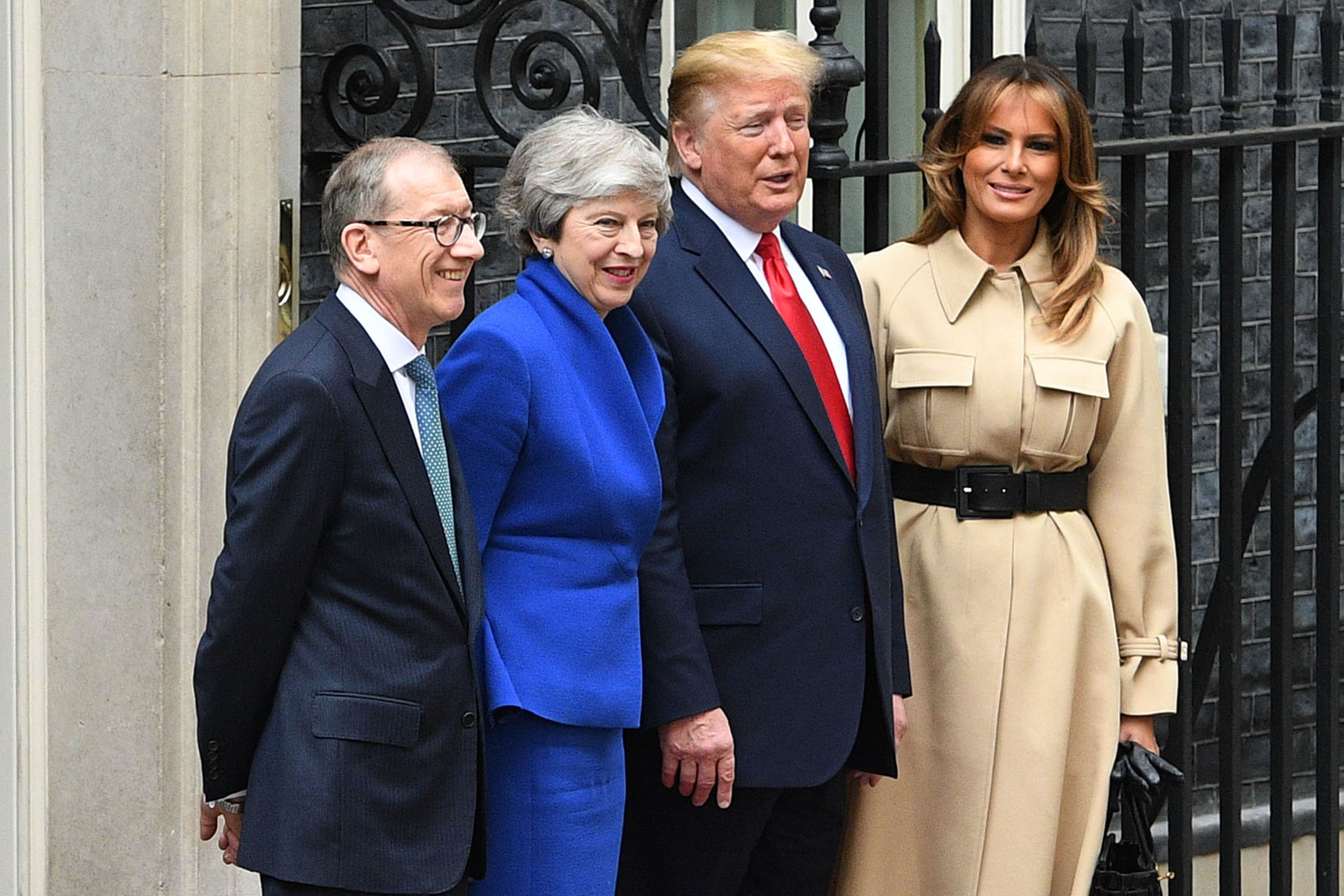 9 осенних образов Мелании Трамп, которые сможет повторить каждая