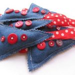 Интересные идеи новогодних игрушек из тканей Интересные идеи новогодних игрушек из тканей